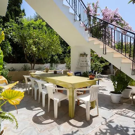 Anel * Spetses Town